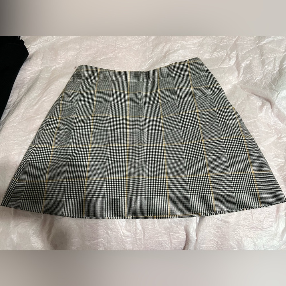 Plaid Mini Skirt with Accent Stripe - Gray